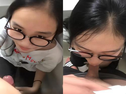 안경을 쓰고 자지를 빨게 해주세요