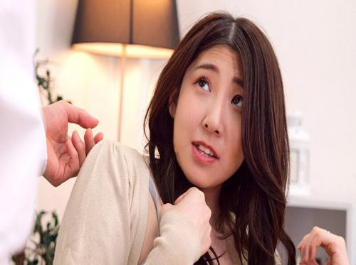Địt cô vợ xinh đẹp của thằng bạn thân trong lúc nó vắng nhà