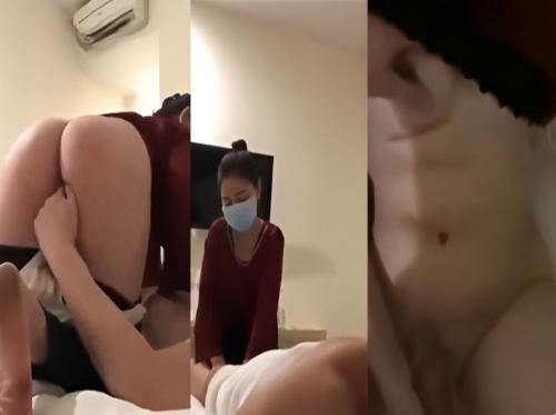 Tímida garota da massagem...